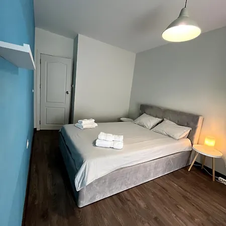 With Balcony - 10 Min To & Center Burgas City